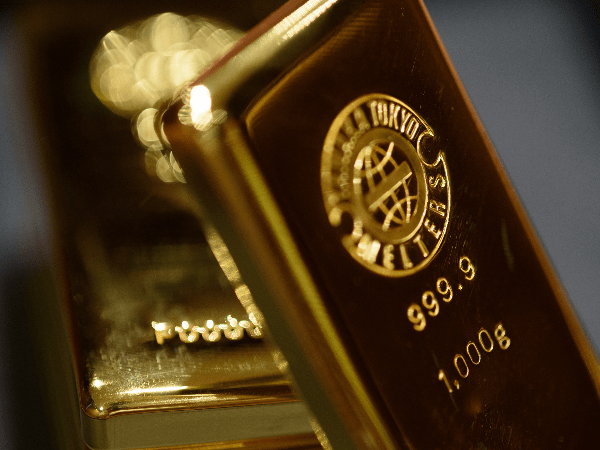 19.05 - GOLD: The upbeat market mood might keep a lid on any runaway rally