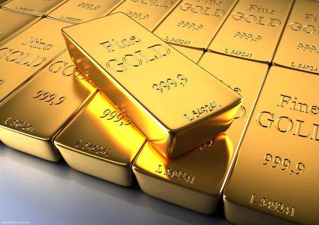 16.06 - Gold off highs as US dollar trims losses