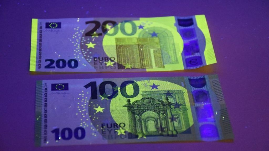 25.07 - EUR/USD is on a steady decline ahead of economic data release