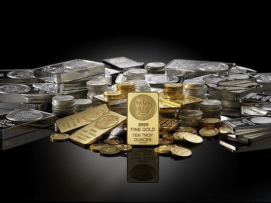 Gold and Silver prices rise high in 2016.