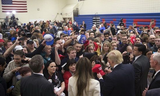 Trump vs Cruz, Clinton vs Sanders, who will win in Iowa?